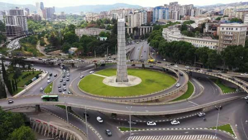 Traffic restrictions announced for Tbilisi’s Heroes’ Square overpass rehabilitation