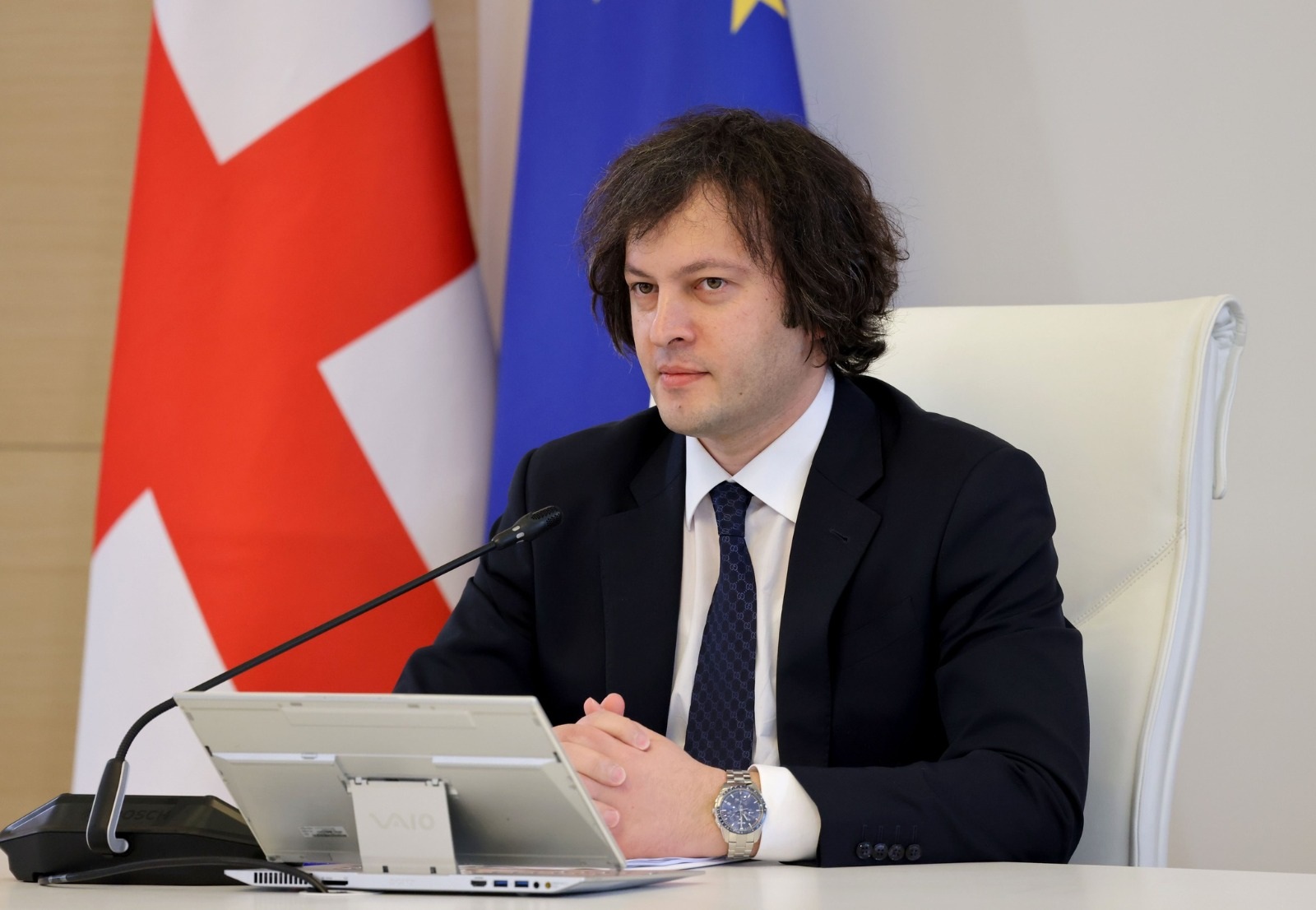 Frontnews - Similar news image