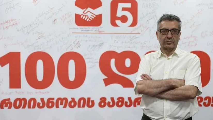 Frontnews - Similar news image