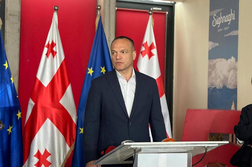 Frontnews - Similar news image