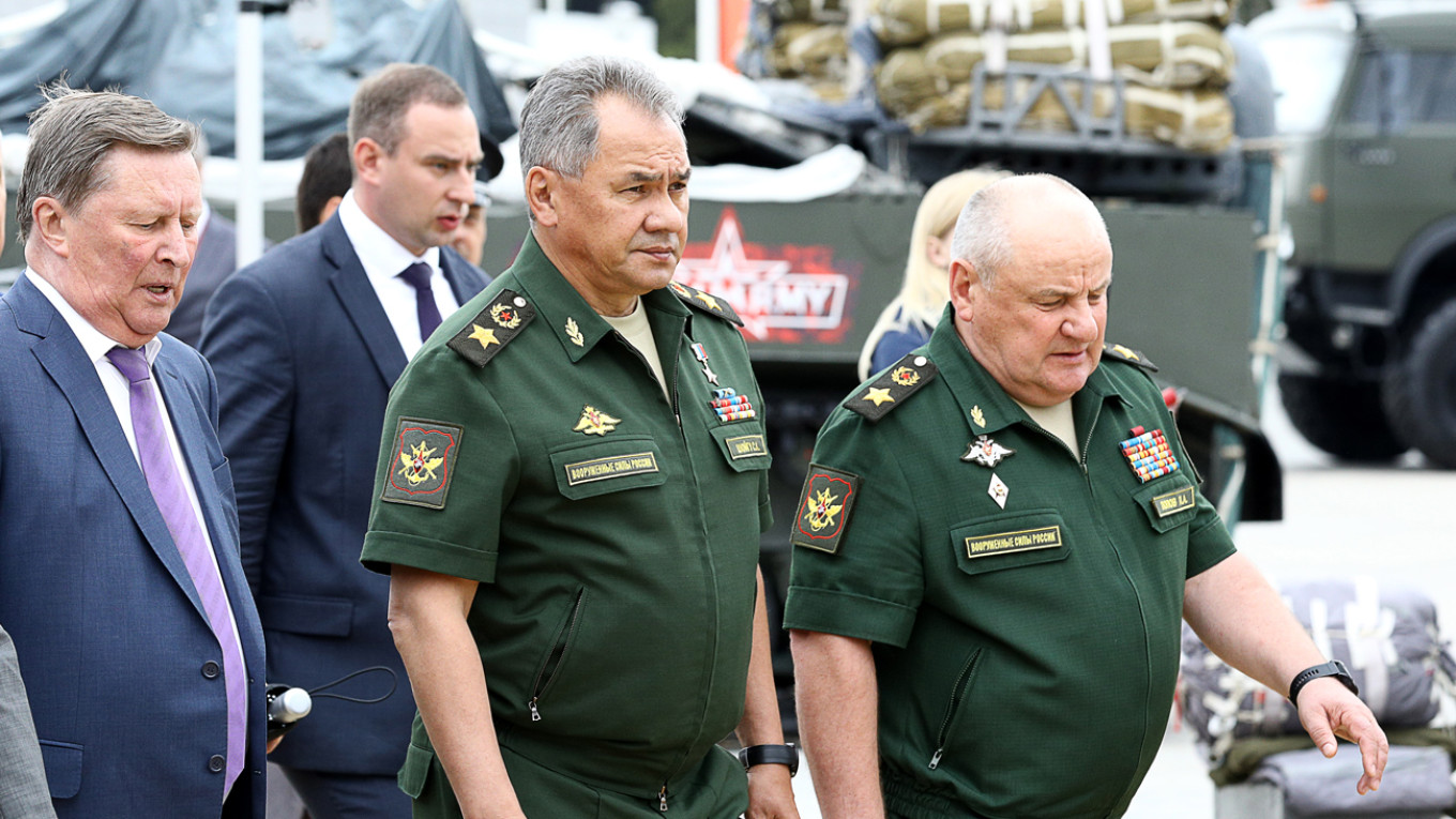 Russia opens fraud case against ex-Defense Minister Popov