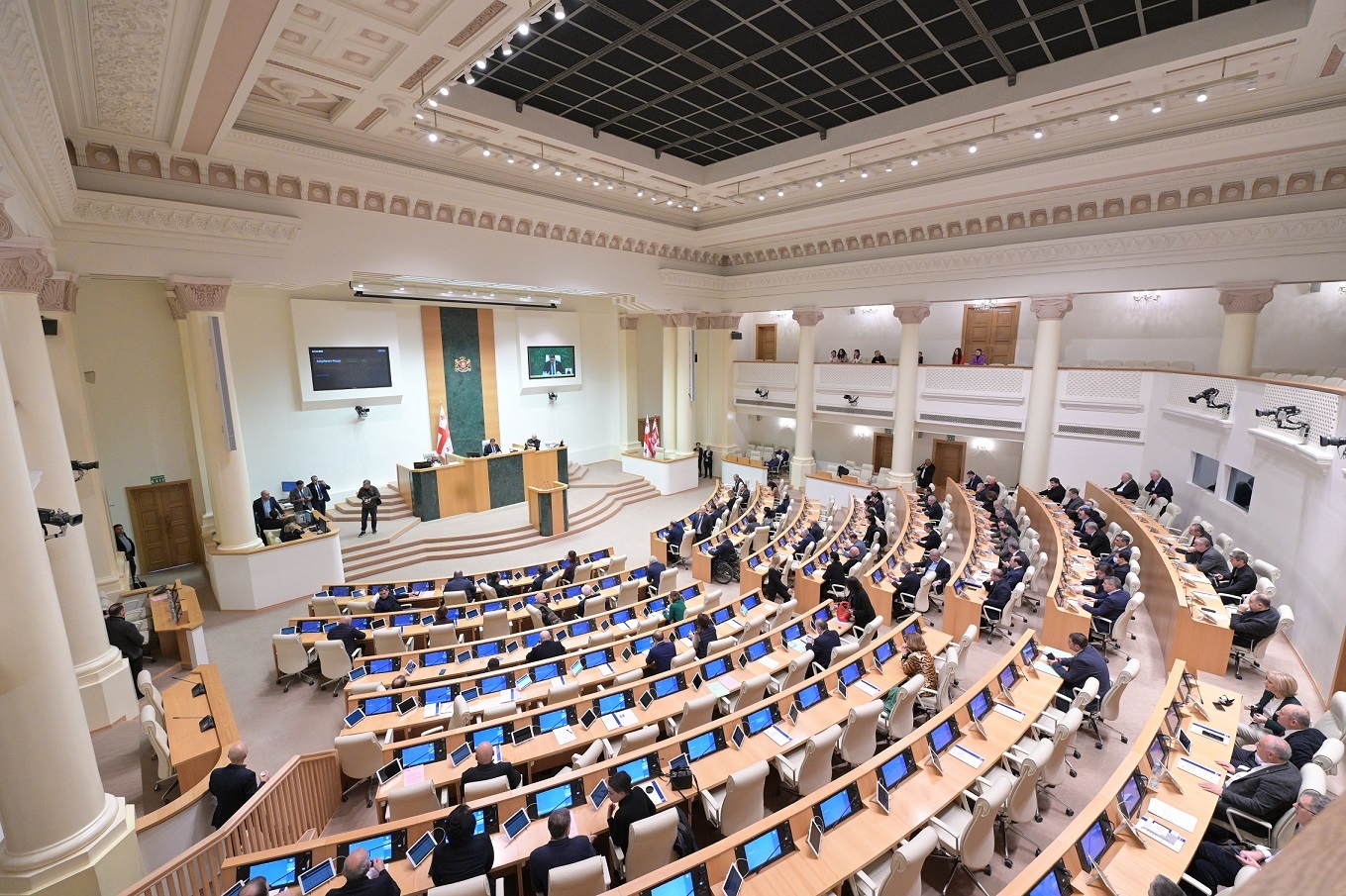 Frontnews - Similar news image