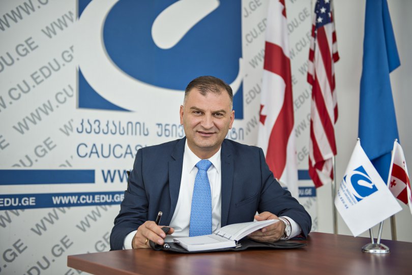 კახა შენგელია – იმ ბრძოლაში, სადაც ჩემი სტუდენტები თუ თანამშრომლები ჩვენი მტრის წინააღმდეგ იბრძვიან, აუცილებლად მათ გვერდით ვიდგები!