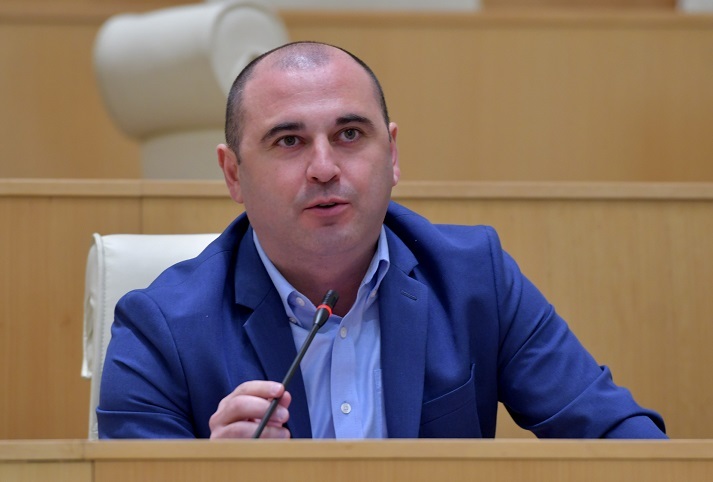 Claims opposition “weak” empowers “oligarchic” rule – UNM’s Khabeishvili