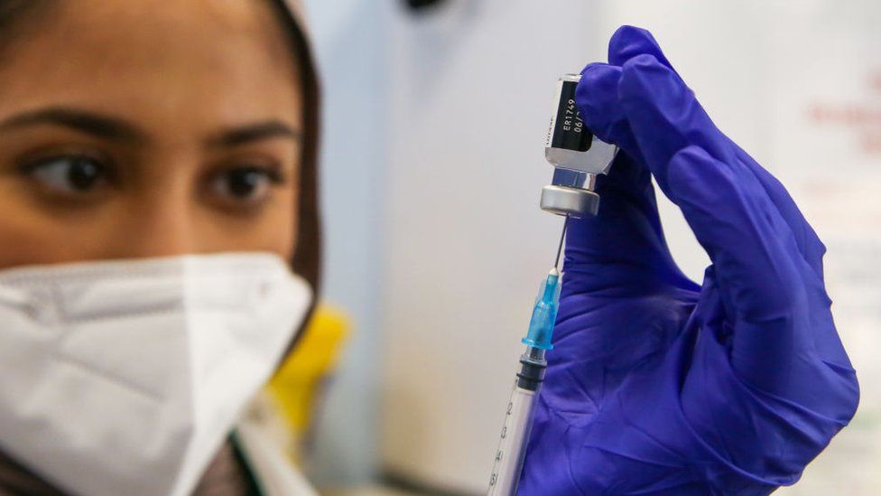 Eight-week gap seen as sweet spot for Pfizer jab antibodies