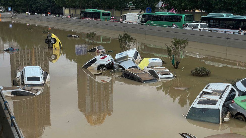People unite on social media to help flood victims