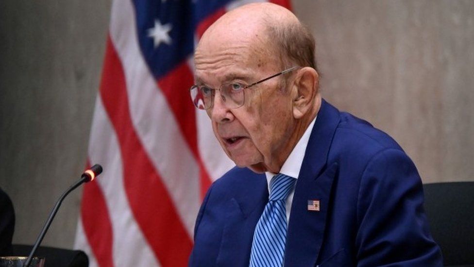 China imposes sanctions on US officials