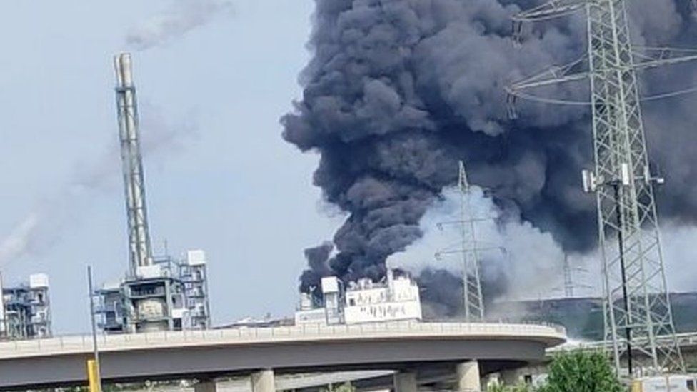 German chemical plant explosion leaves one dead