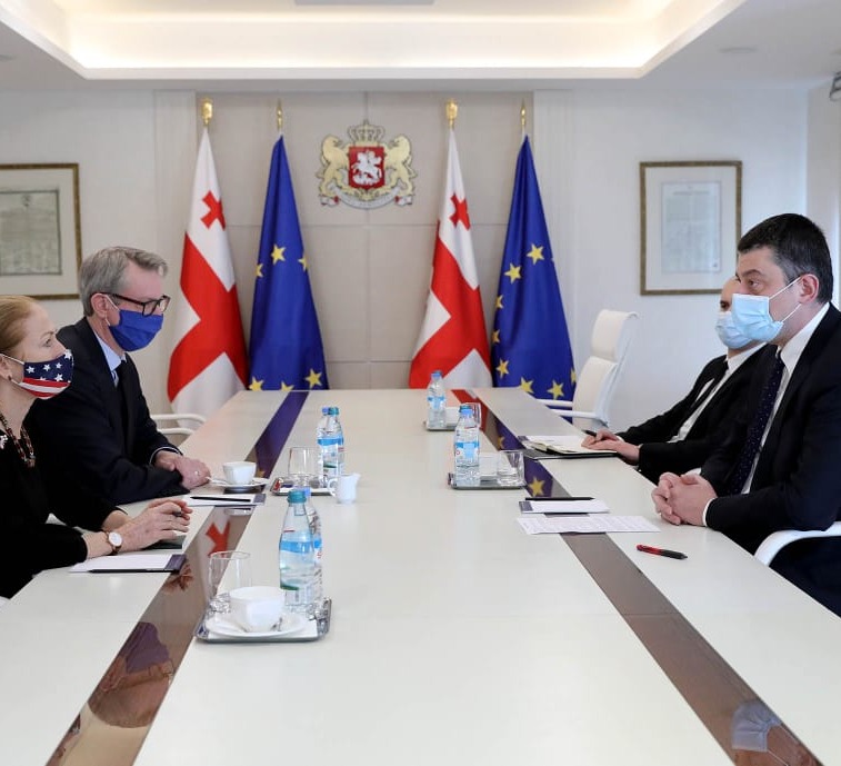 Frontnews - Similar news image