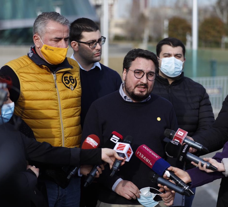 Frontnews - Similar news image