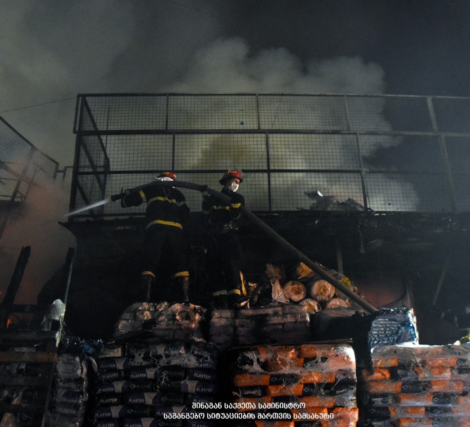Frontnews - Similar news image