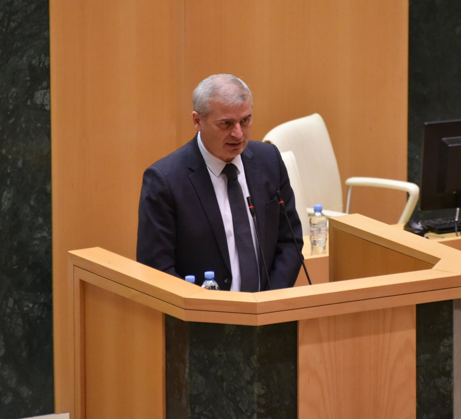 “სავსებით შესაძლებელია, ვინმემ საპარლამენტო შემადგენლობიდან სამთავრობო შემადგენლობაში გადაინაცვლოს”