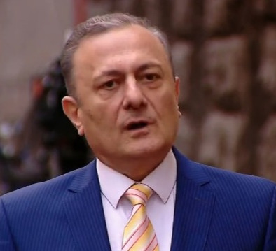“თუ ატყდებიან სამგლე გოჭებივით, ამას მოჰყვება სანქციები და შეიძლება ორი ქათამი აღარ დარჩეთ ეზოში”