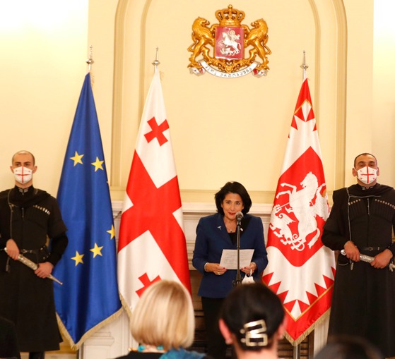 პრეზიდენტმა ქორეოგრაფი გიორგი ალექსიძე სიკვდილის შემდეგ ბრწყინვალების საპრეზიდენტო ორდენით დააჯილდოვა