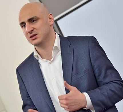 “უარი ვთქვათ იმპულსურ და ემოციურ გადაწყვეტილებებზე და კრიზისი შესაძლებლობად ვაქციოთ”