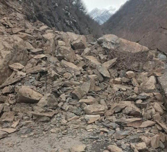 გუდამაყრის ხეობაში კლდის ჩამოშლის შედეგად 22 სოფელი გარესამყაროს მოწყდა