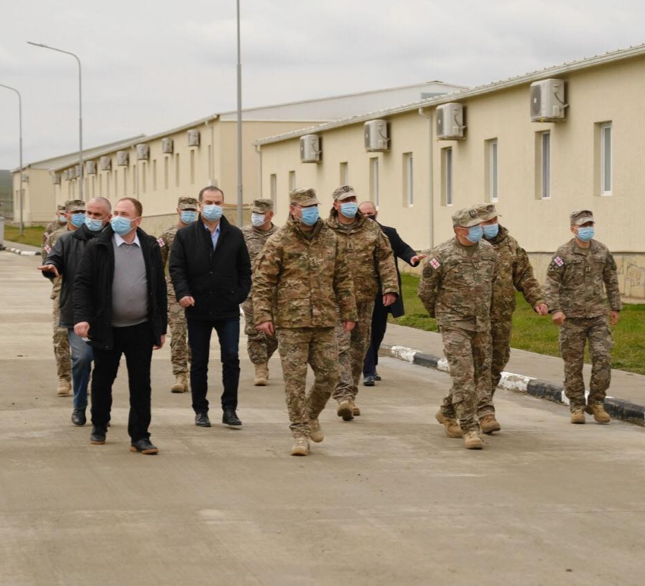 დეპუტატები JTEC-ში და საერთო საჯარისო ცენტრში იმყოფებოდნენ