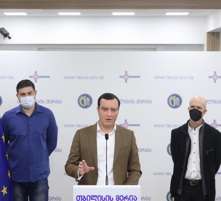 Frontnews - Similar news image