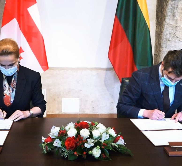 Frontnews - Similar news image