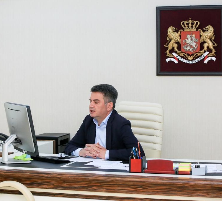 Frontnews - Similar news image