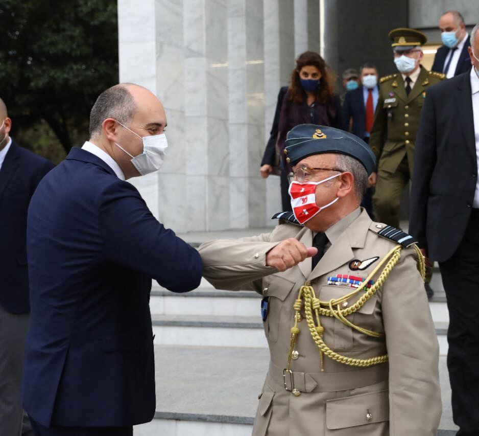 Frontnews - Similar news image