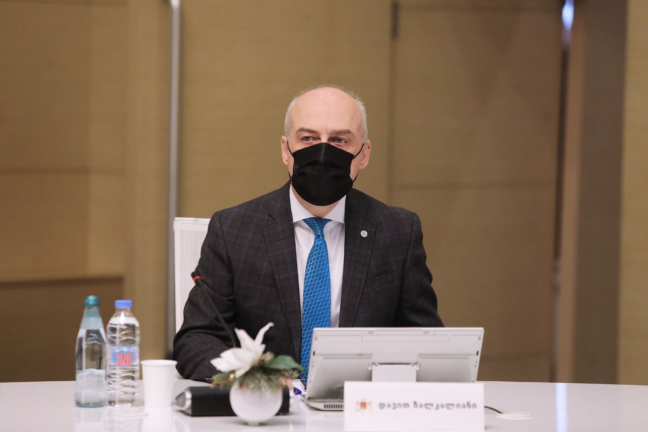 Frontnews - Similar news image
