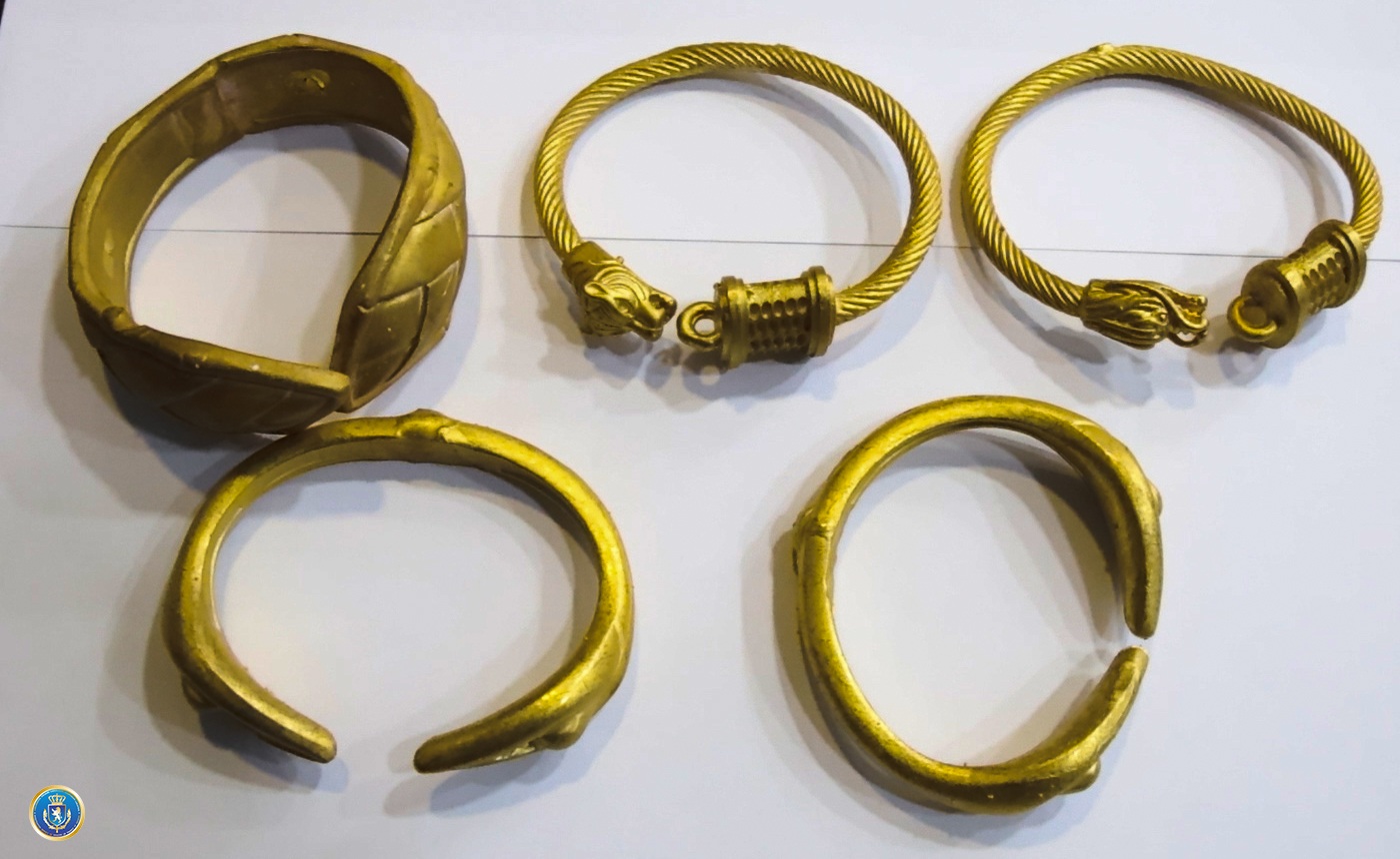 განსაკუთრებით დიდი ოდენობით საქონლის საბაჟო წესების დარღვევით გადმოტანის ფაქტზე უცხო ქვეყნის მოქალაქე დააკავეს