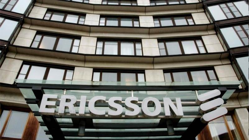 Societe Generale, Ericsson suspend activities in Russia