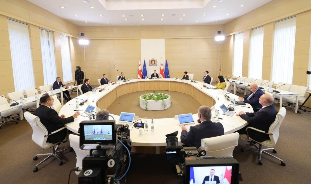 Frontnews - Similar news image