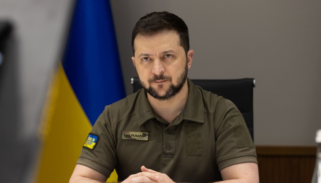Zelensky says EU will have to fully ban Russian oil, responding to partial ban