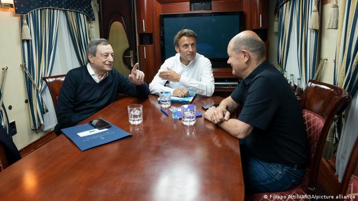 Macron, Scholz, Draghi arrive in Kyiv