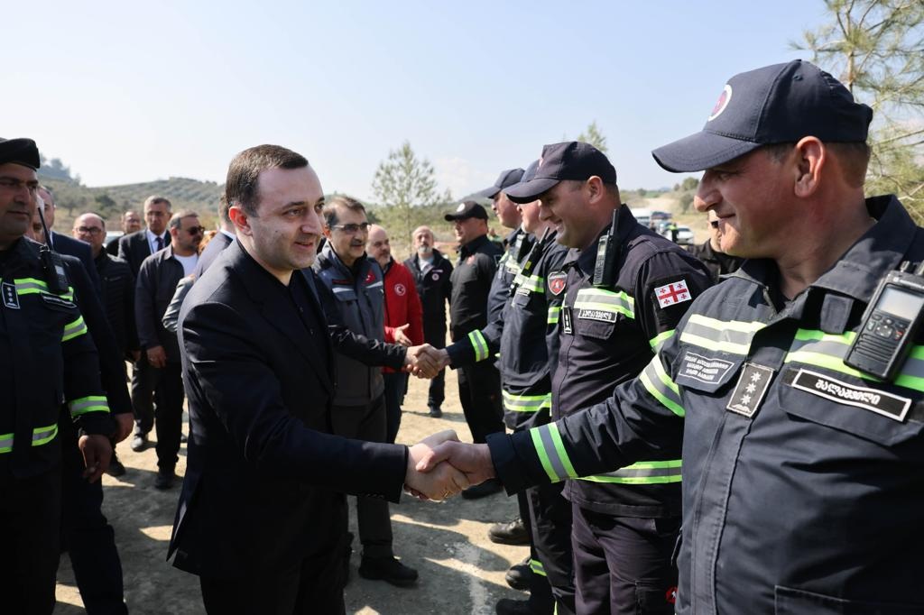 Frontnews - Similar news image