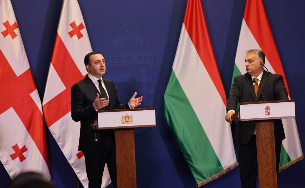 Frontnews - Similar news image