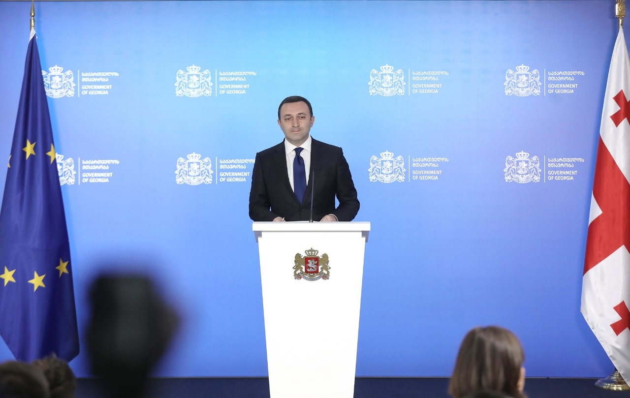 PM vows $10 billion for occupied regions in 3 years after reintegration