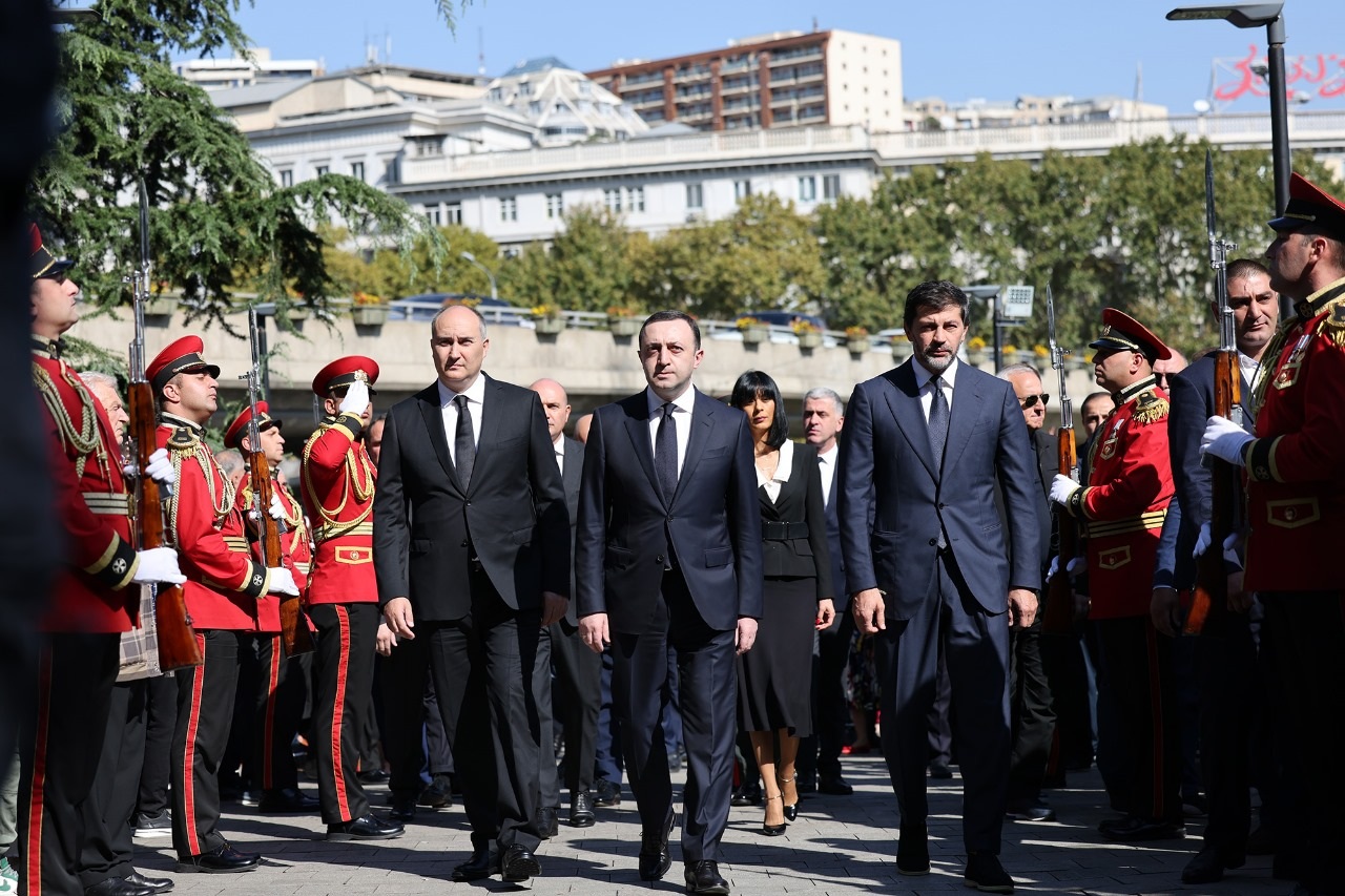 Frontnews - Similar news image