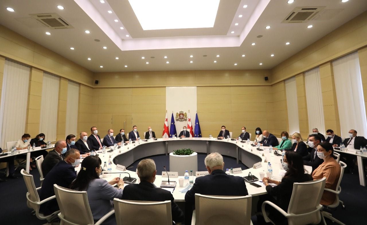 Frontnews - Similar news image