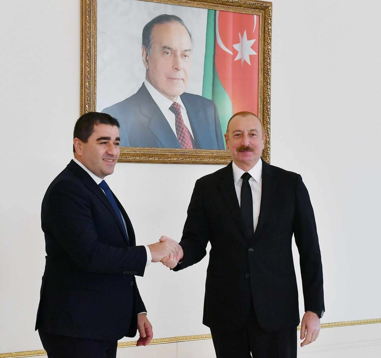 Frontnews - Similar news image