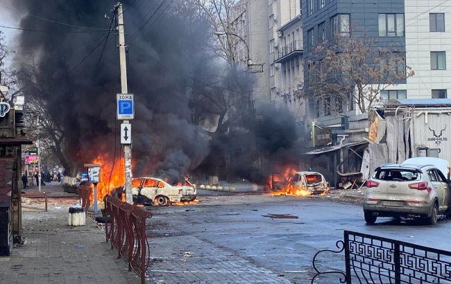 ხერსონის დაბომბვის შედეგად დაღუპულთა რიცხვი 10-მდე გაიზარდა, 18 დაშავებულის მდგომარეობა მძიმეა