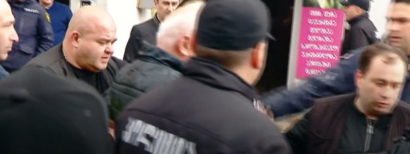 Frontnews - Similar news image