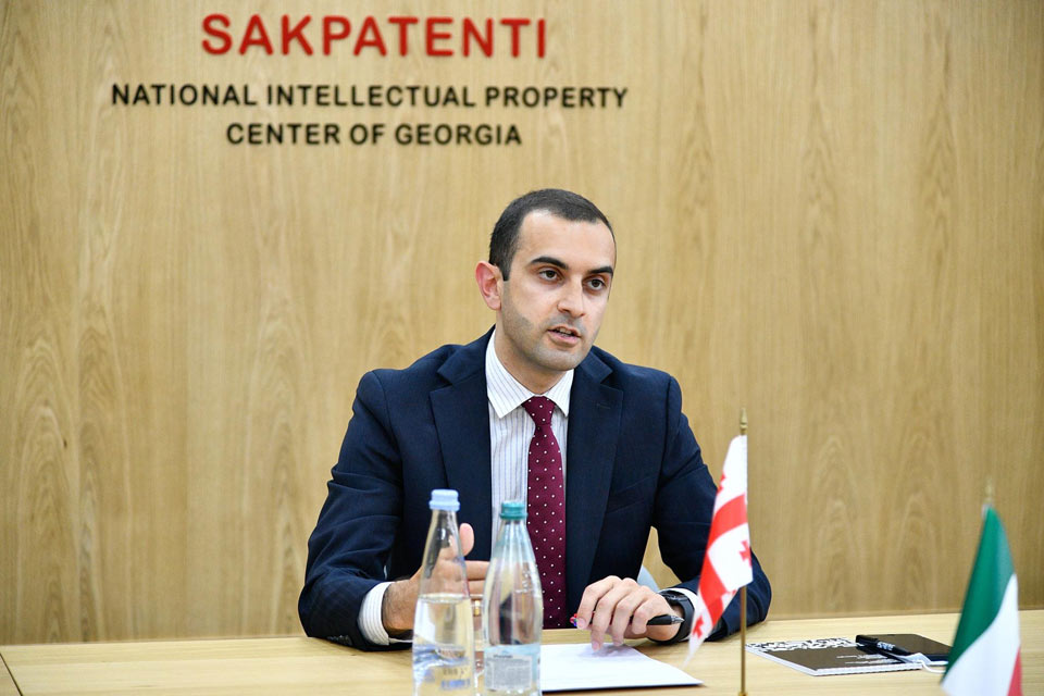 Frontnews - Similar news image