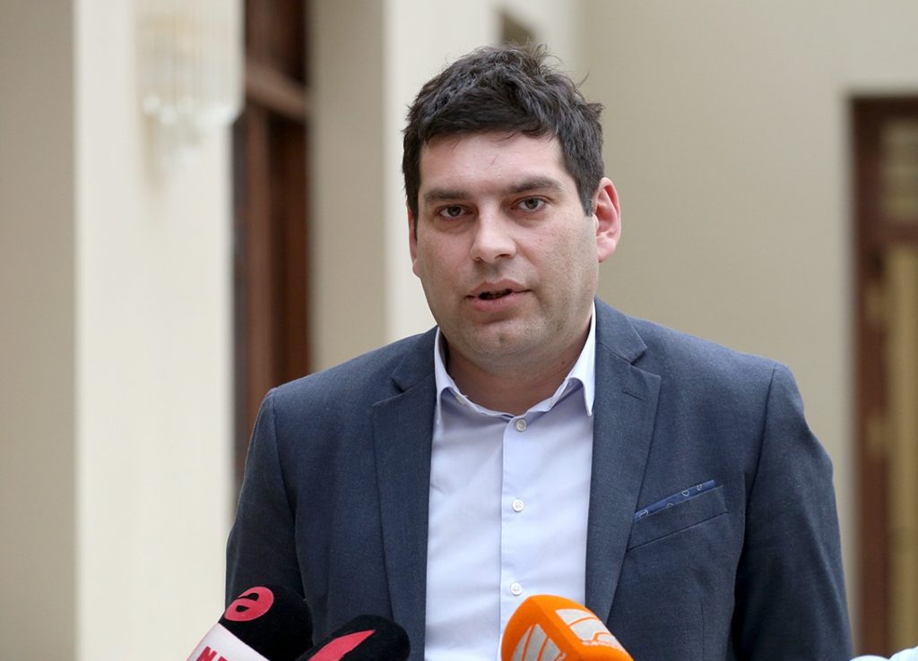 Frontnews - Similar news image