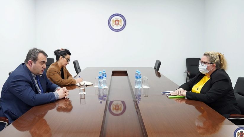 Frontnews - Similar news image