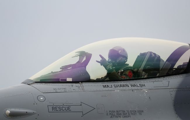 Frontnews - Similar news image
