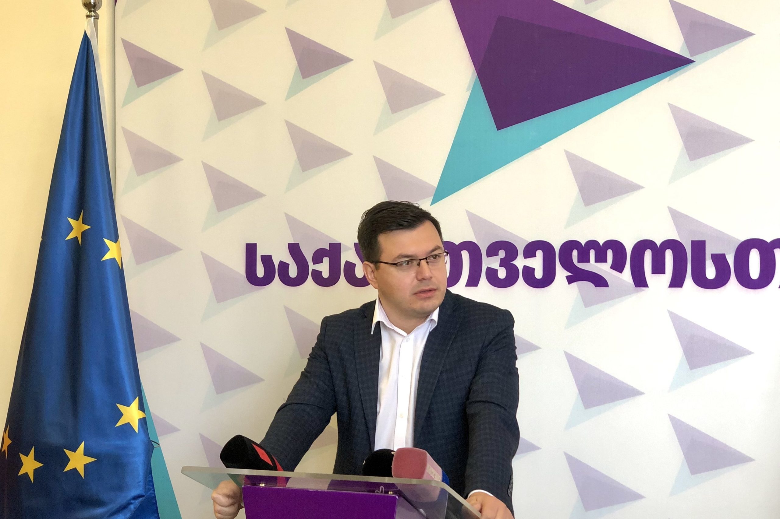 გიგა ფარულავა – მარტვილში, “ოცნება” აბსურდული არგუმენტებით ითხოვს იმ უბნის შედეგების გადათვლას, სადაც პარტია “საქართველოსთვის“ მაჟორიტარობის კანდიდატმა პირველივე ტურში მოიგო