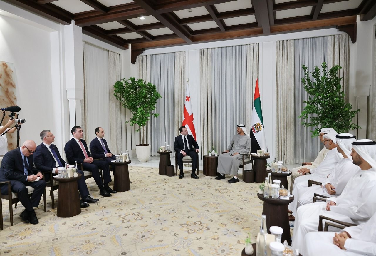 Frontnews - Similar news image