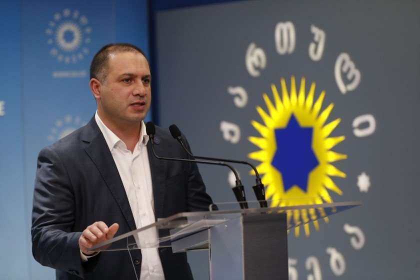Ruling party announces proposal of electoral amendments in September
