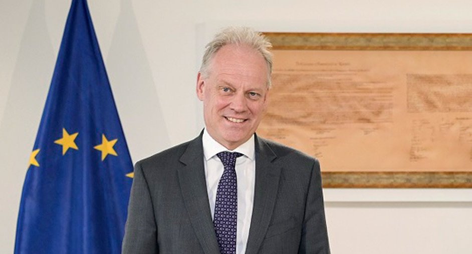 Frontnews - Similar news image