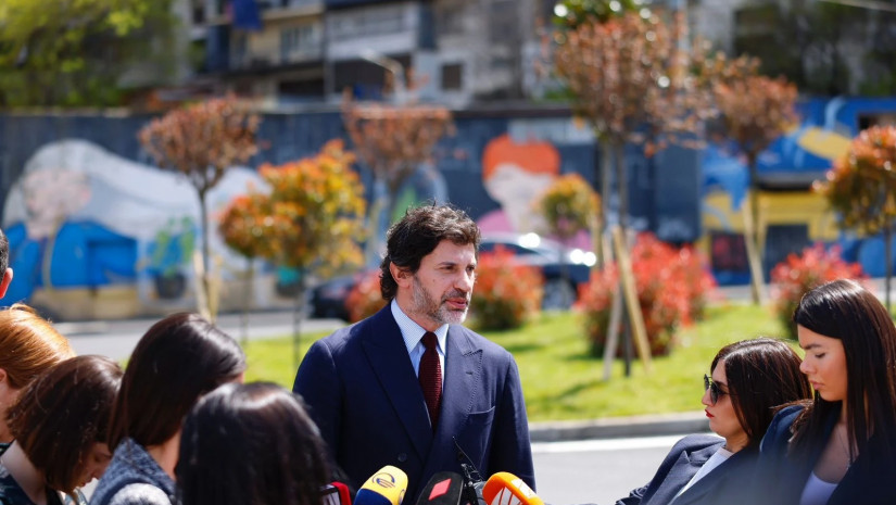 Frontnews - Similar news image