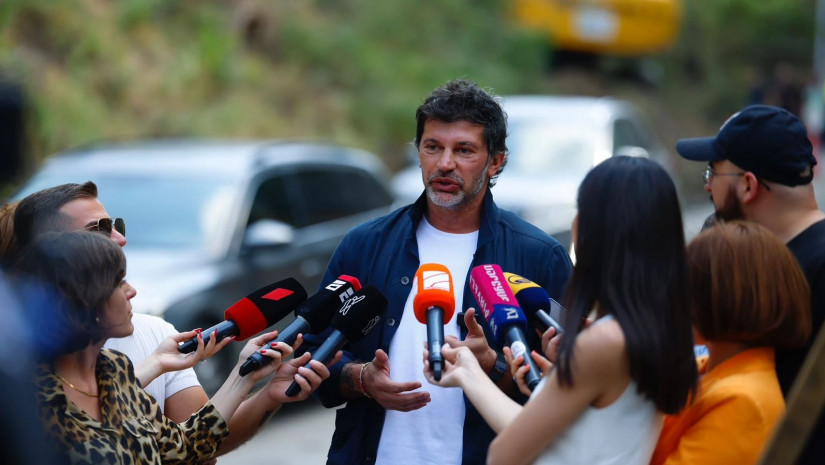 Frontnews - Similar news image