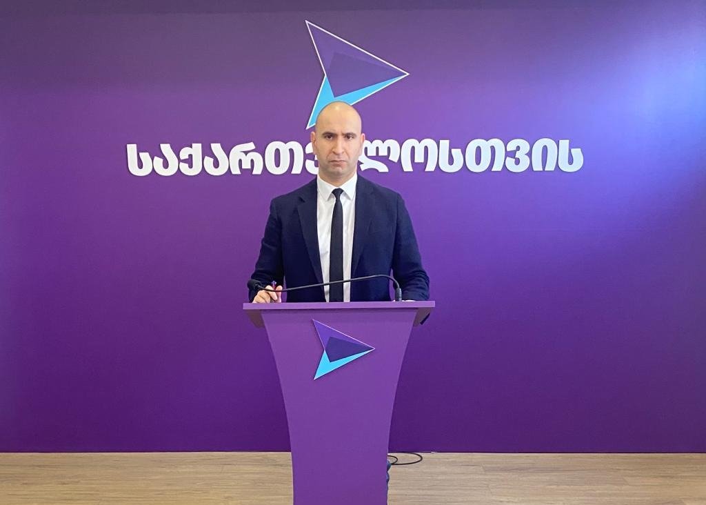 Frontnews - Similar news image